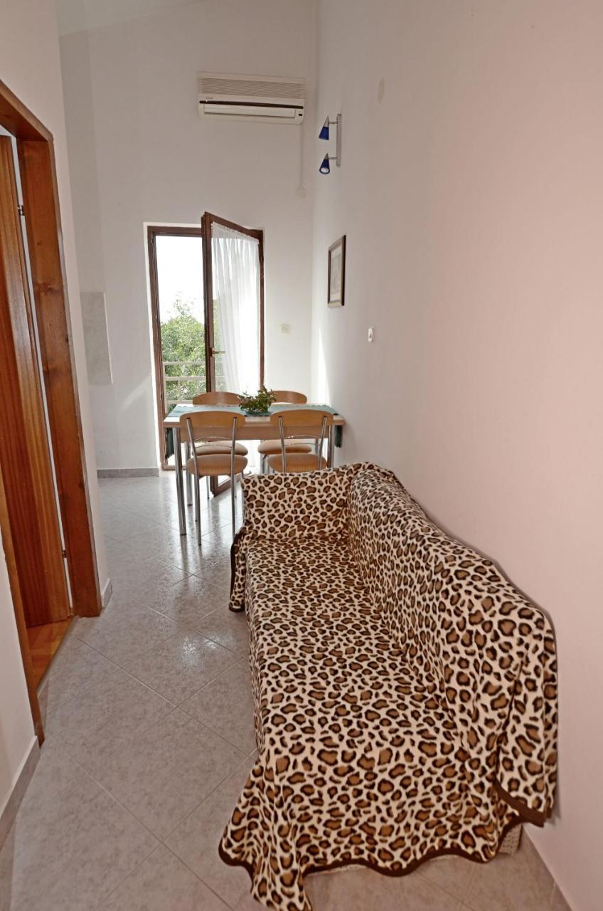 Apartments Josip Pavicini Exterior foto